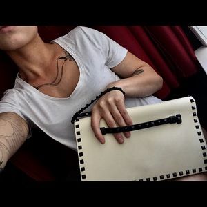 Gorgeous Valentino Rockstud designer clutch!